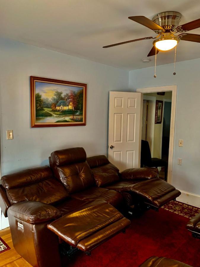 Stylish, Cozy 2Br Private Apt, 1St Floor, Well-Appointed, Near Providence, Ma, Ri Line, I-95 Access Pawtucket Exteriör bild